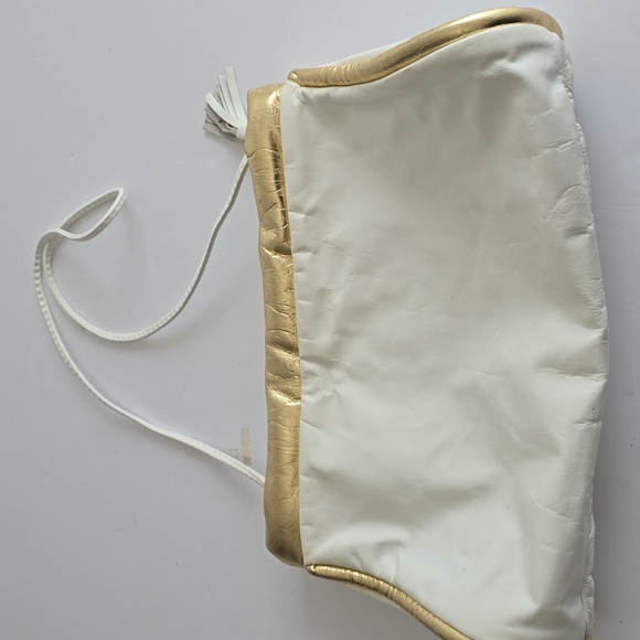 Vintage 1980s Hala Genuine Leather Crossbody Embossed Leather Bag Clutch Gold - Picture 6 of 17